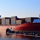 Die CONTAINERSHIPS ARCTIC vor der Schleuse Kiel Holtenau