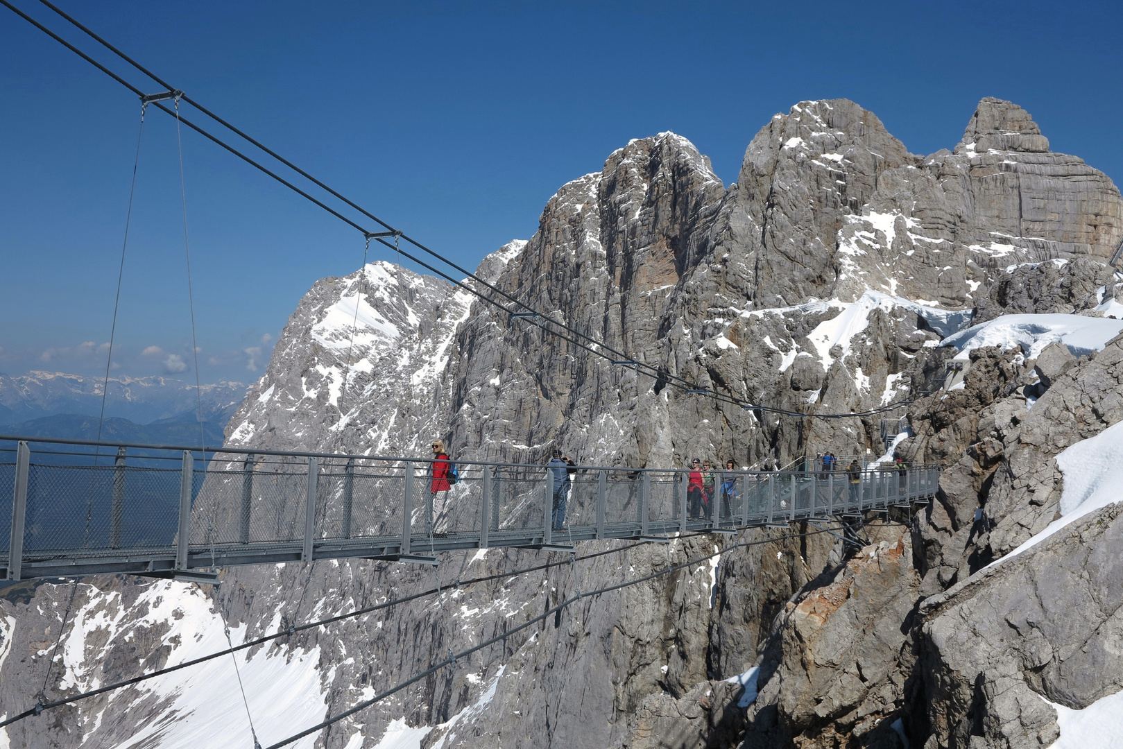 Die Dachstein-Hängebrücke...