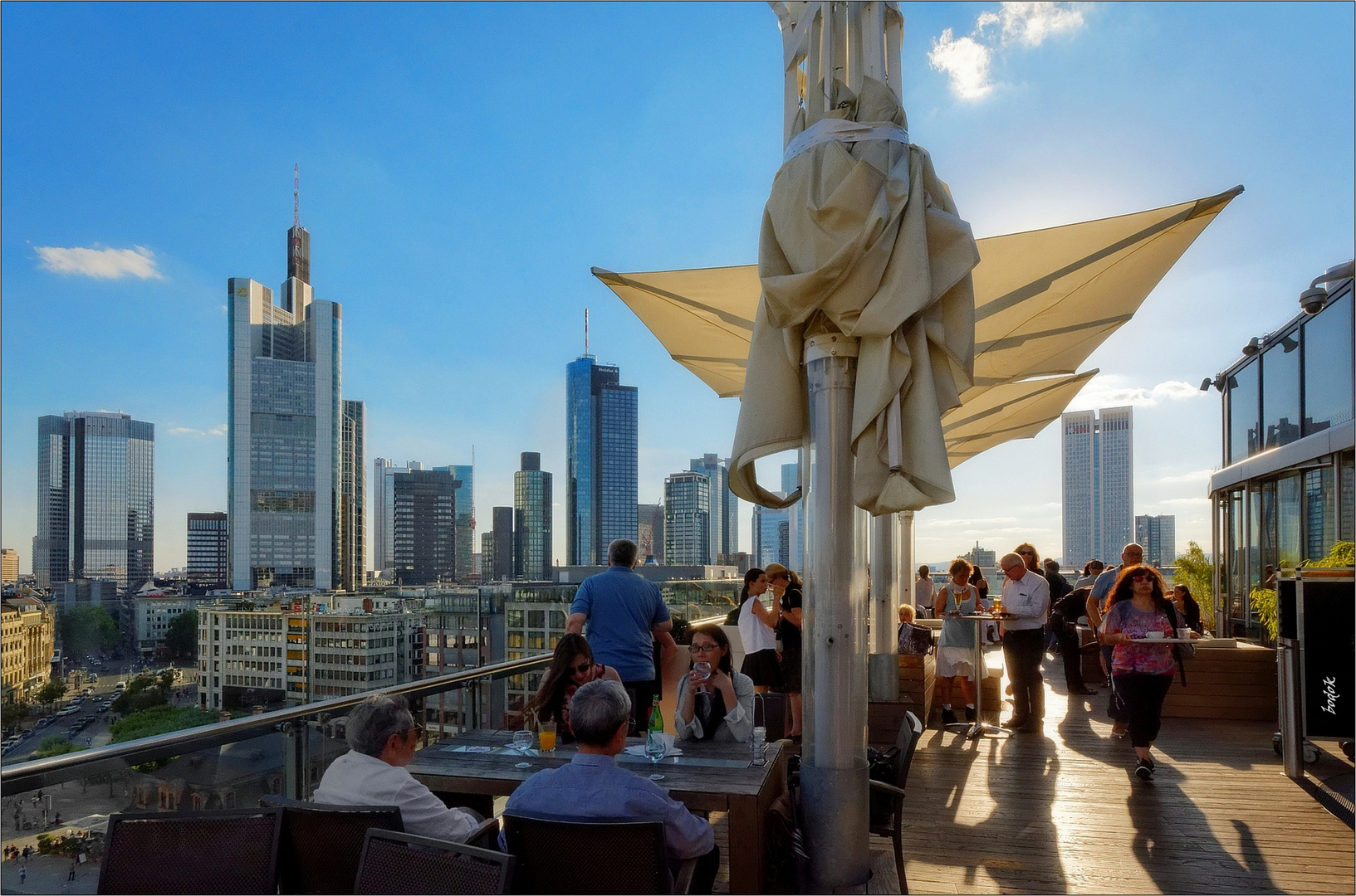 die Dachterrasse