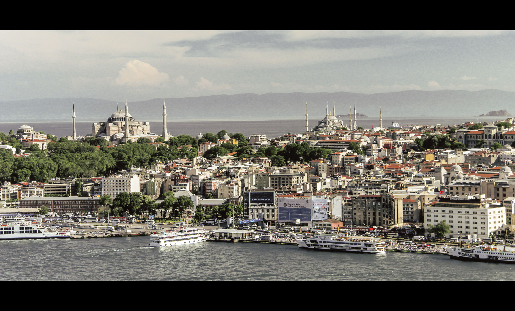 Die Dächer über Istanbul