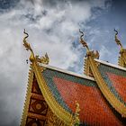 Die Dächer von Wat Sri Boon Ruang