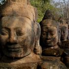 Die Dämonenbalustrade vor dem Tor zu Angkor Thom