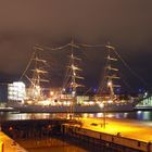 Die "Dar Mlodziezy" im Herbst 2007 im "Neuen Hafen" von Bremerhaven.