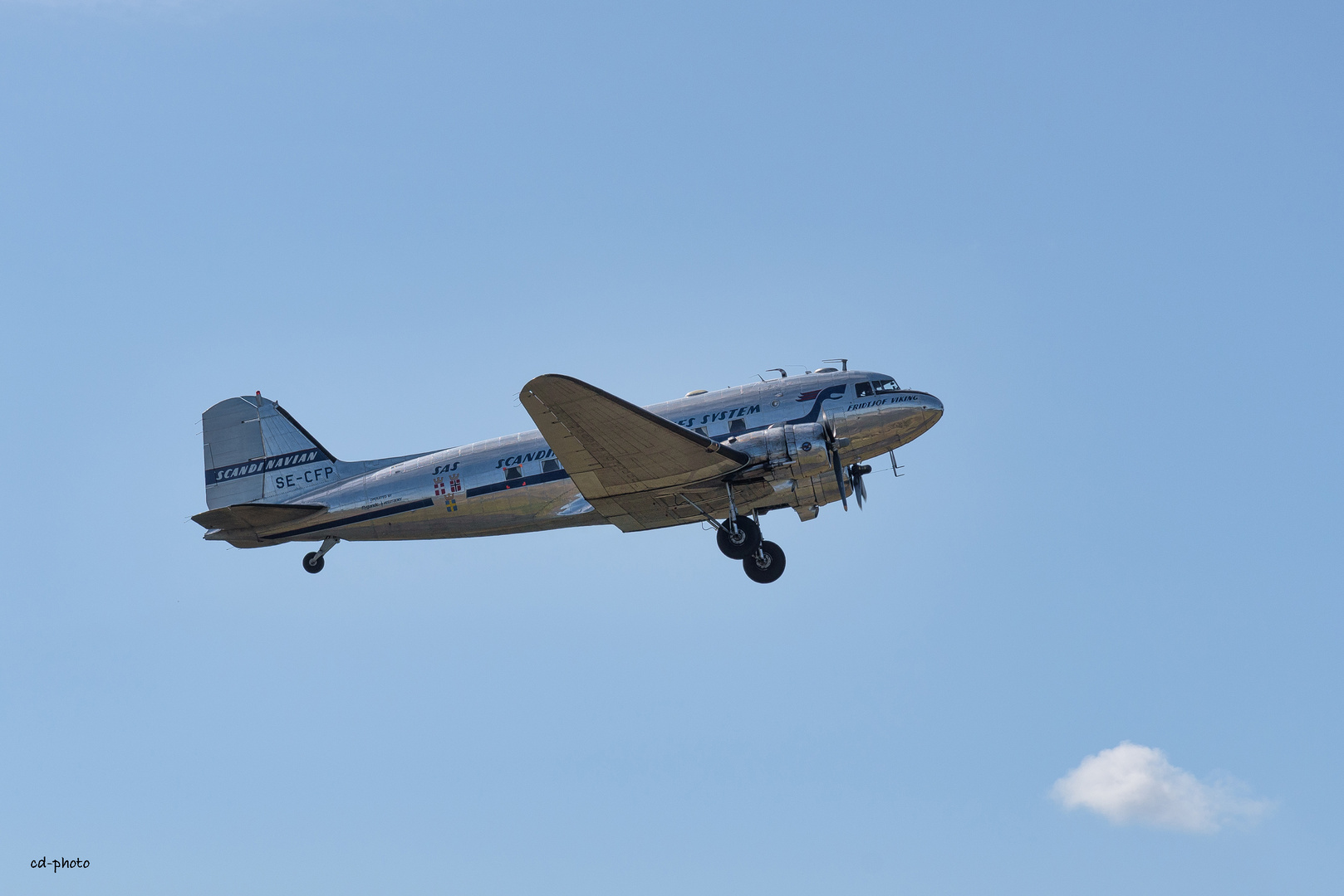 Die DC-3 ist in der Luft