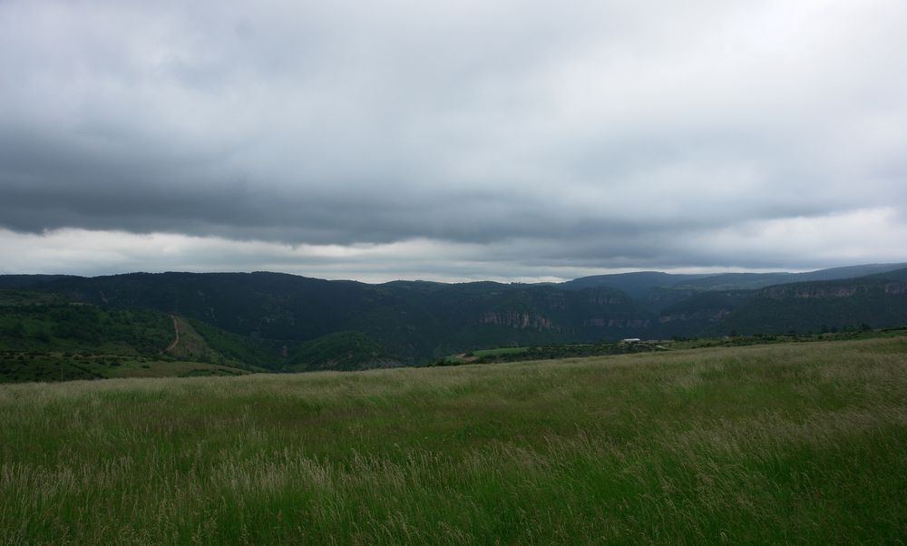 die dem Wind ausgesetzten kargen Hochflächen