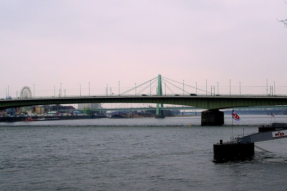 Die Deutzer Brücke