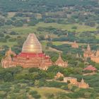 ...die Dhammayazika Pagode im Sonnenlicht...