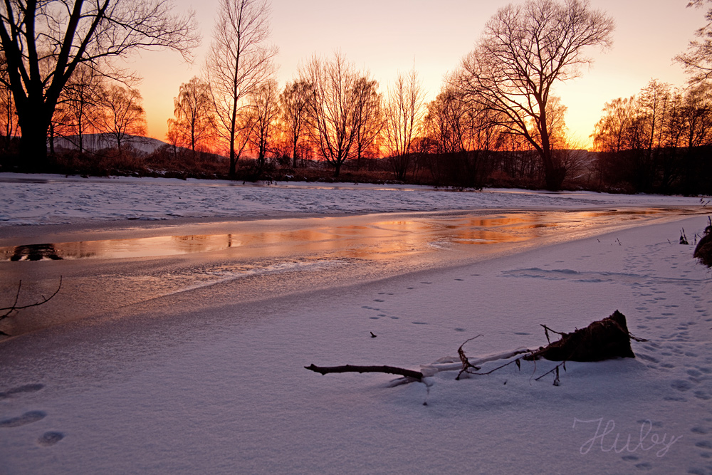 Die Diemel mit Eis und Schnee