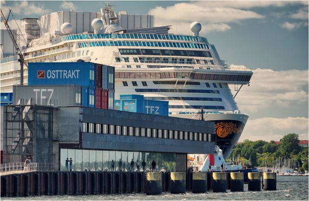 Die "Disney Adventure", auf ...