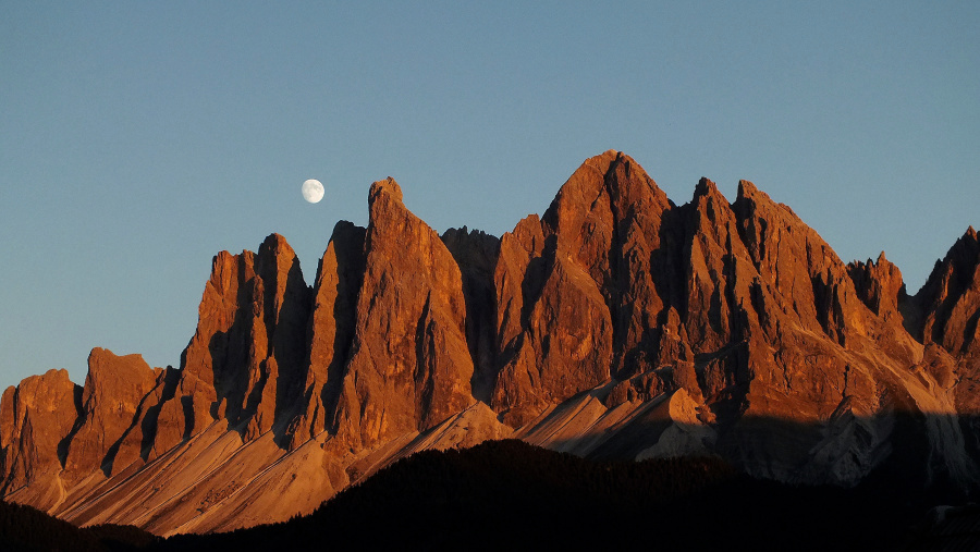 Die Dolomiten (Geisler) im Abendkleid