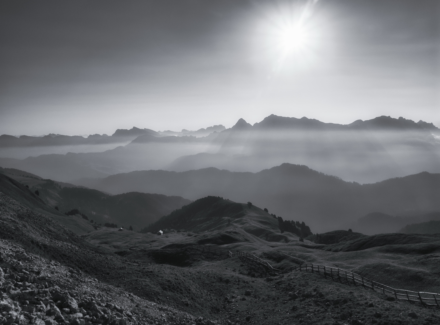 Die Dolomiten und der Nebel