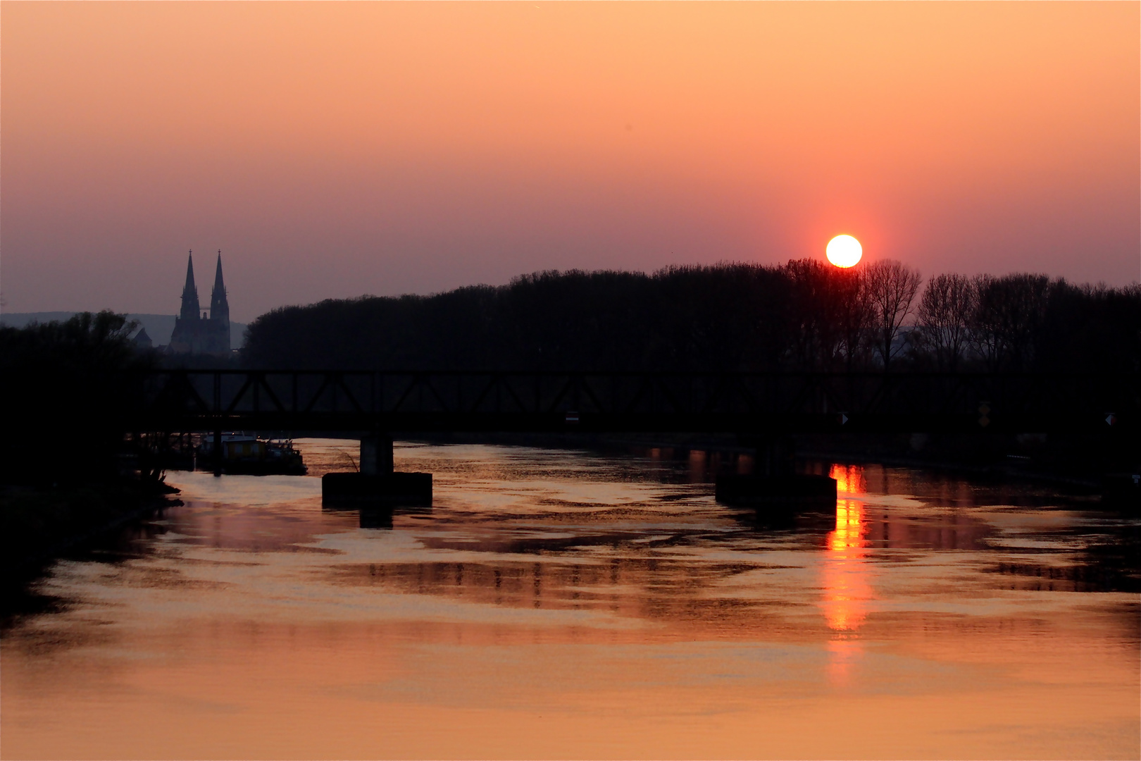 die Donau mal nicht blau