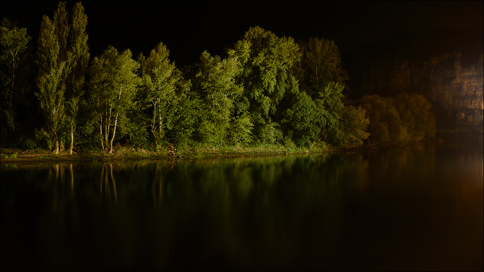 Die Dordogne bei Nacht