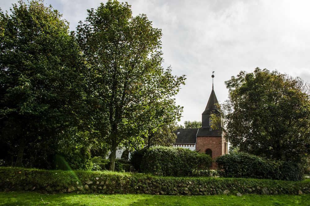 Die "Dorfkirche" St. Niels