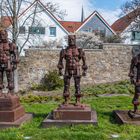 Die Drei vor der Stadtmauer in Hattingen