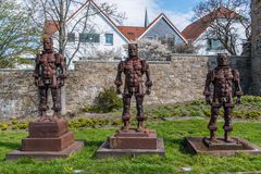 Die Drei vor der Stadtmauer in Hattingen