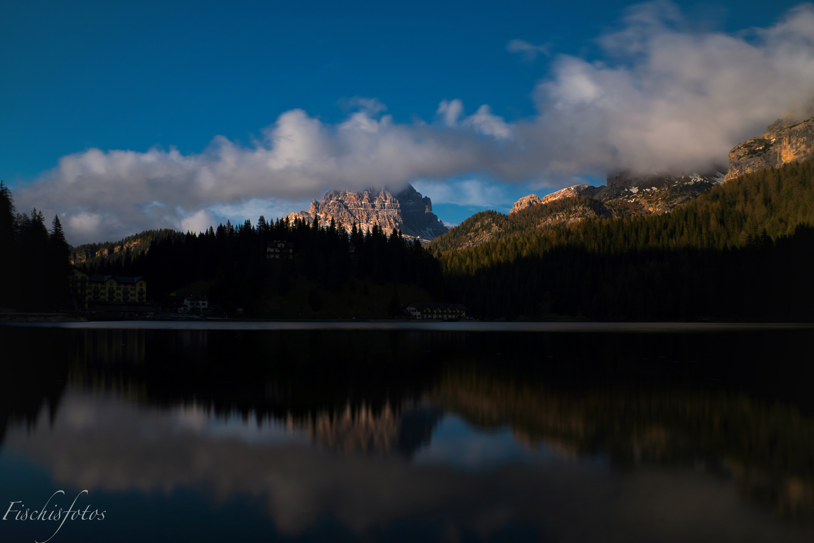 Die drei Zinnen vom Misurinasee aus gesehen