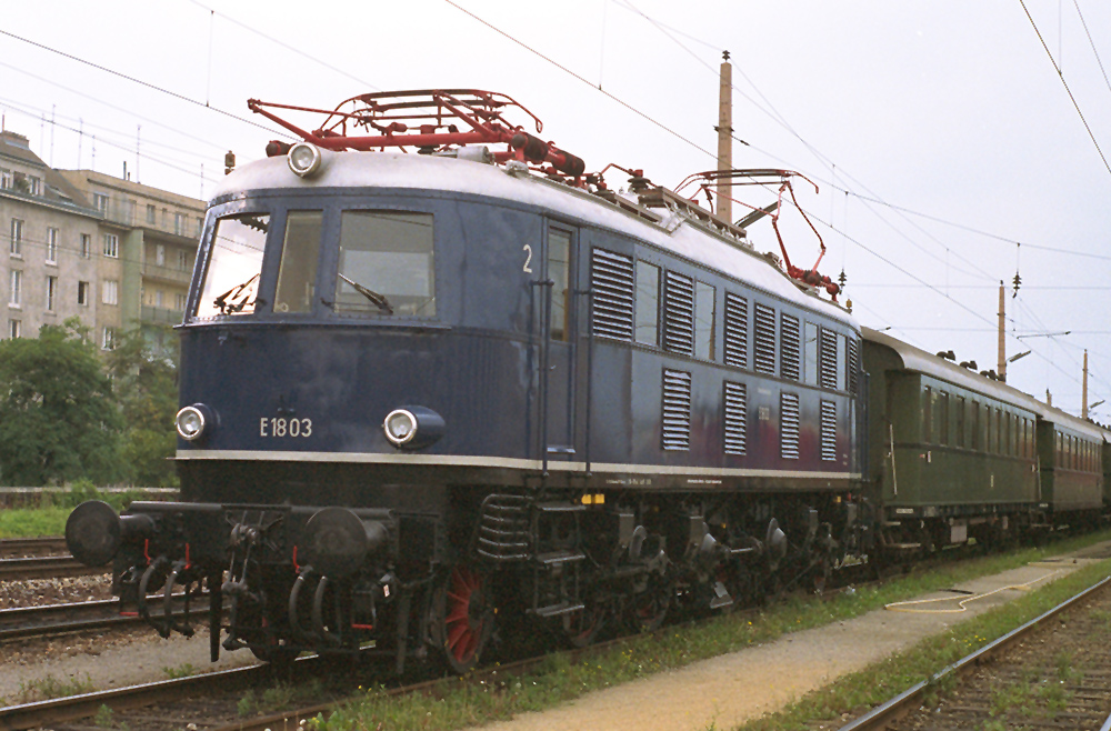 Die E 18 zu Besuch in Wien