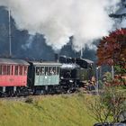 Die Eb 3/5 5810 verlässt Bauma Richtung Hinwil am 12. Oktober 2014