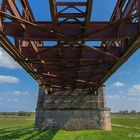 Die ehemalige Dömitzer Eisenbahnbrücke … 