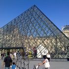Die Eingangspyramide am Louvre
