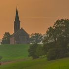 Die einsame Kirche im Nebel.