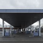 Die einsame Tankstelle - II