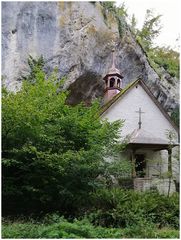 Die Einsiedlerkapelle in der Verenaschlucht