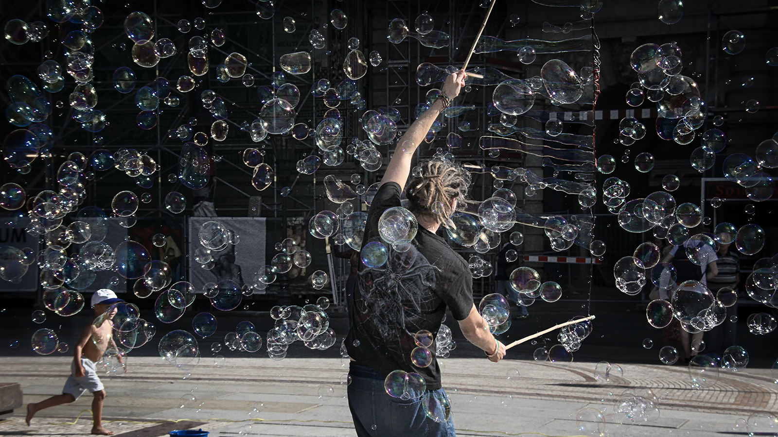 Die Eintagsfliege unter den Ballons