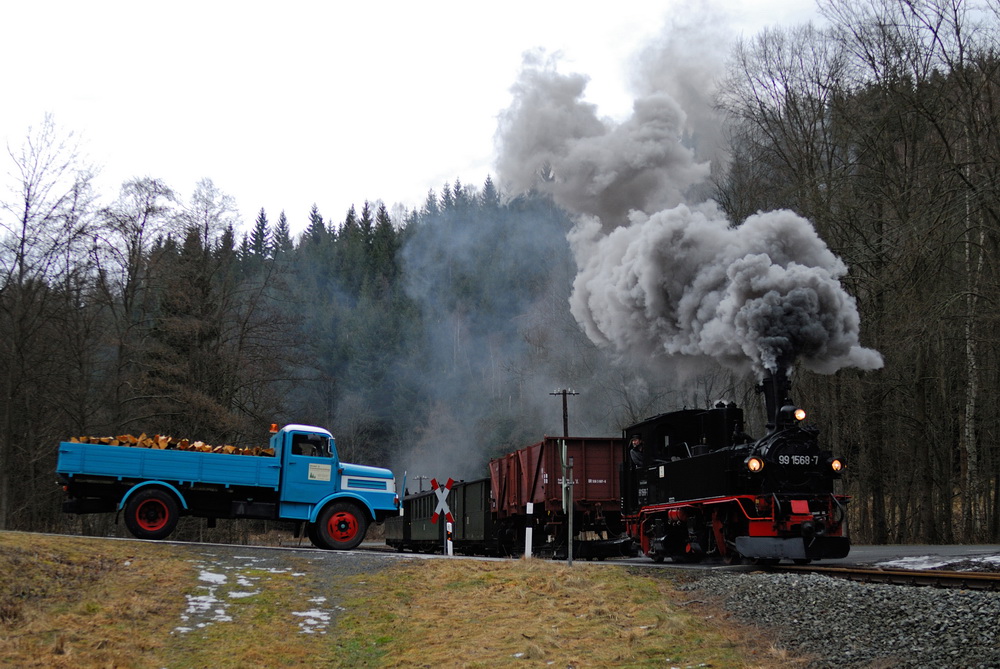 die Eisenbahn hat Vorfahrt