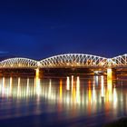 Die Eisenbahnbrücke in Linz 2