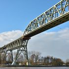 Die Eisenbahnbrücke über den Nordostseekanal bei Hochdonn