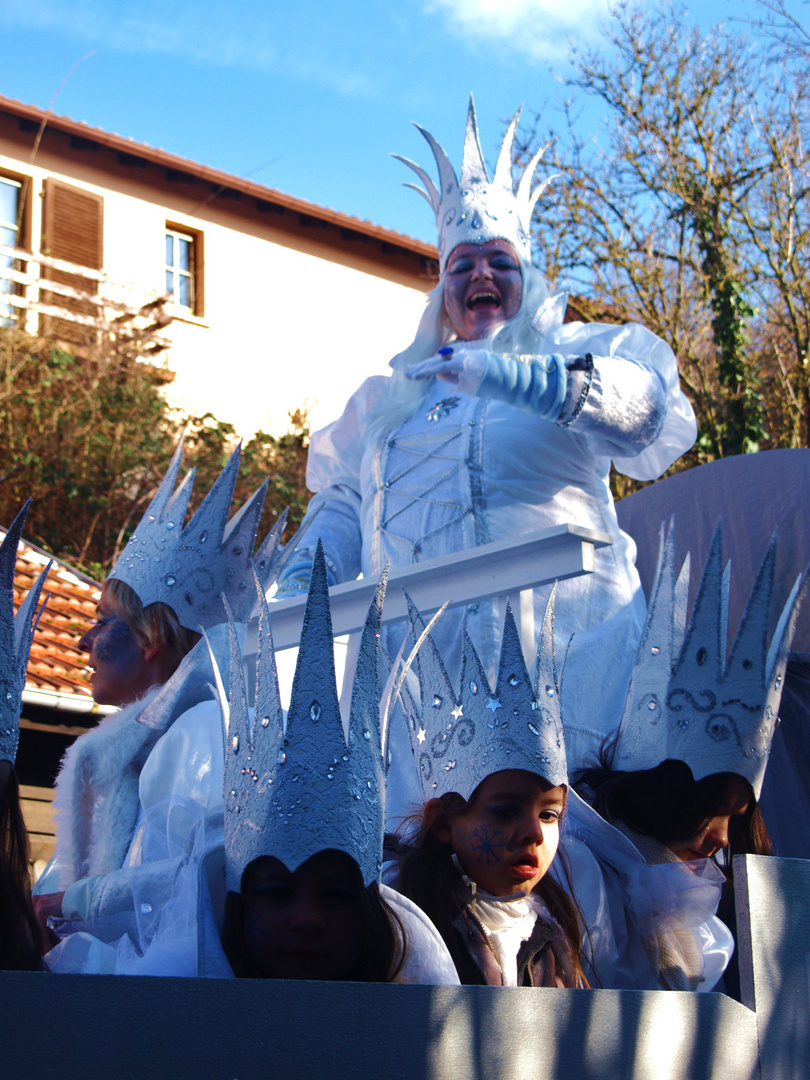 Die Eiskönigin..................