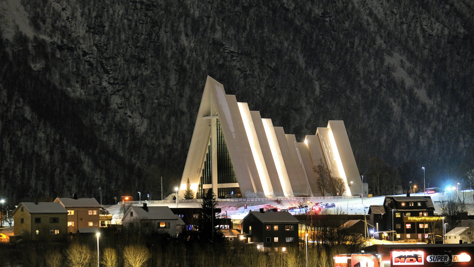 Die Eismeerkathedrale von Tromsö