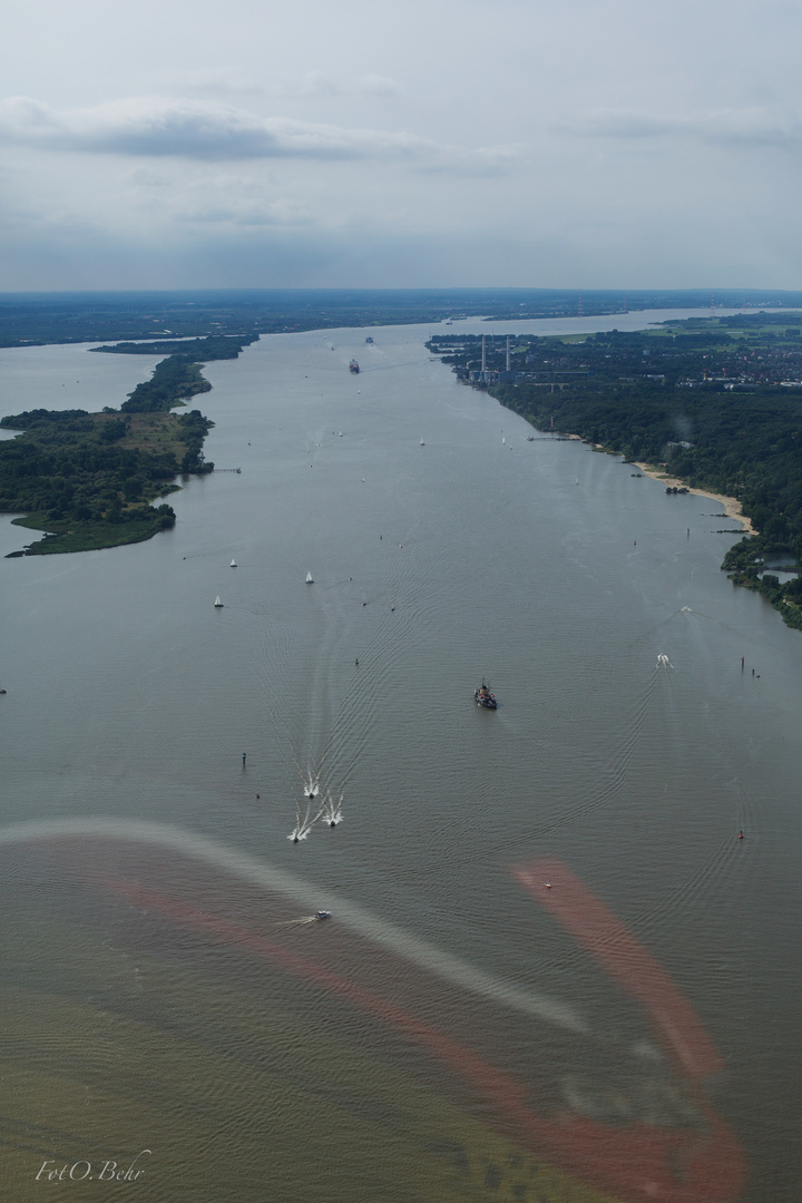 Die Elbe abwärts...