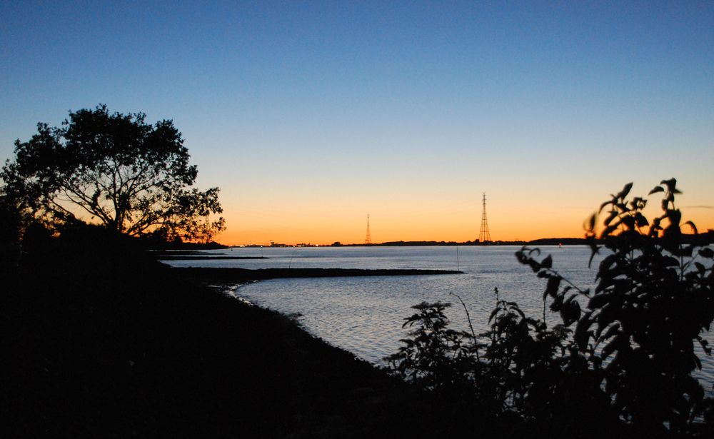 Die Elbe bei Nacht # 1