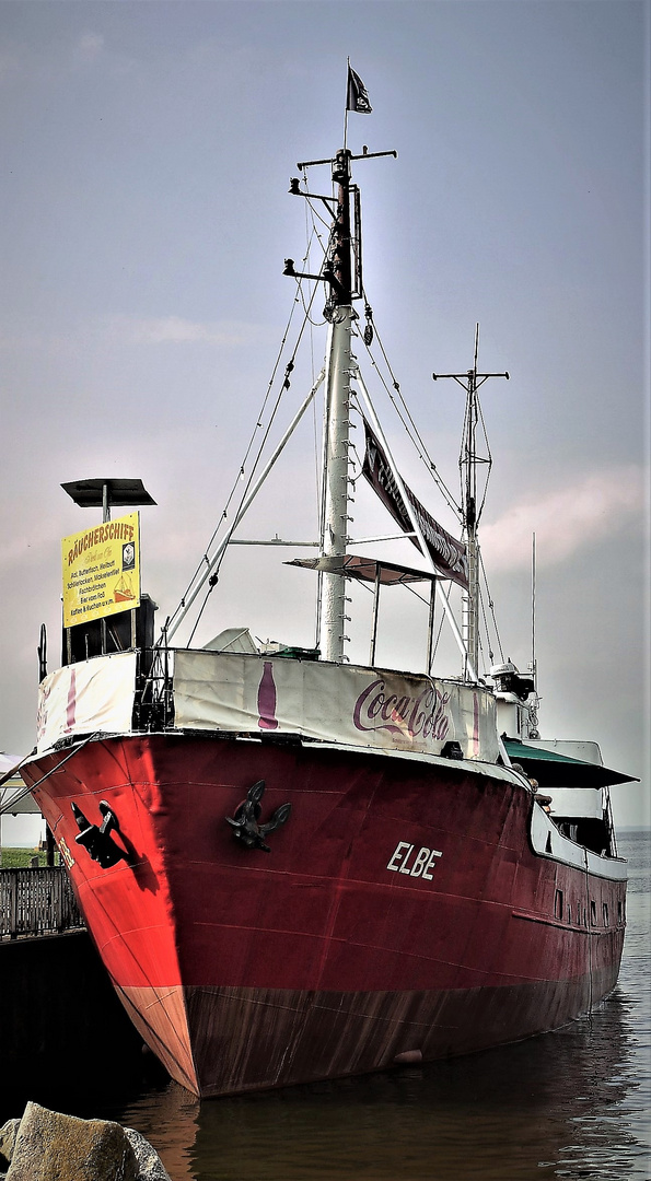 Die "Elbe" im Hafen von Ralswiek 