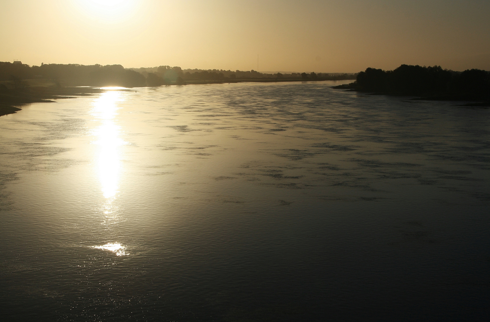 Die Elbe lag mir