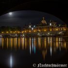Die Elbe mit niedrig Wasser in Dresden