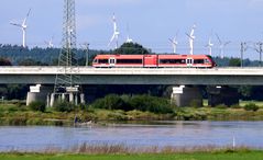 die Elbe von ihrer friedlichen Seite