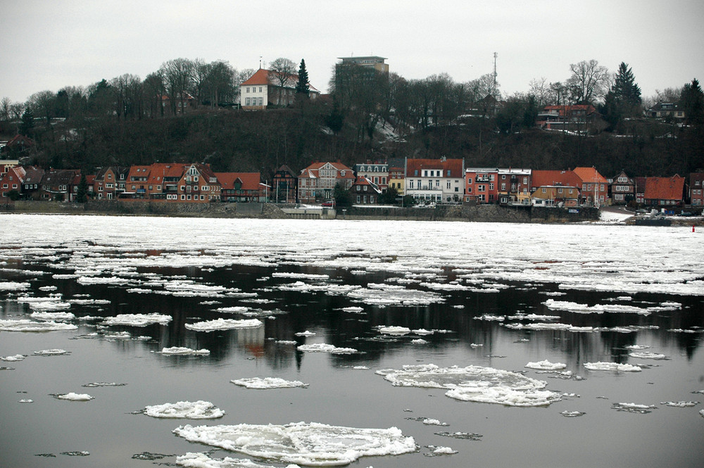 die Elbe vor Lauenburg im Januar 2009