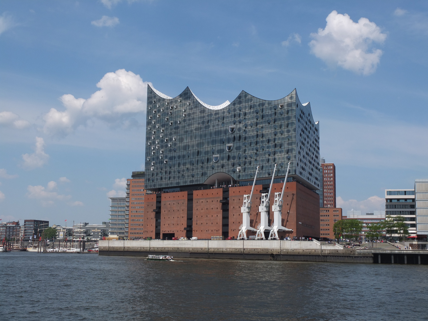 die Elbphilharmonie