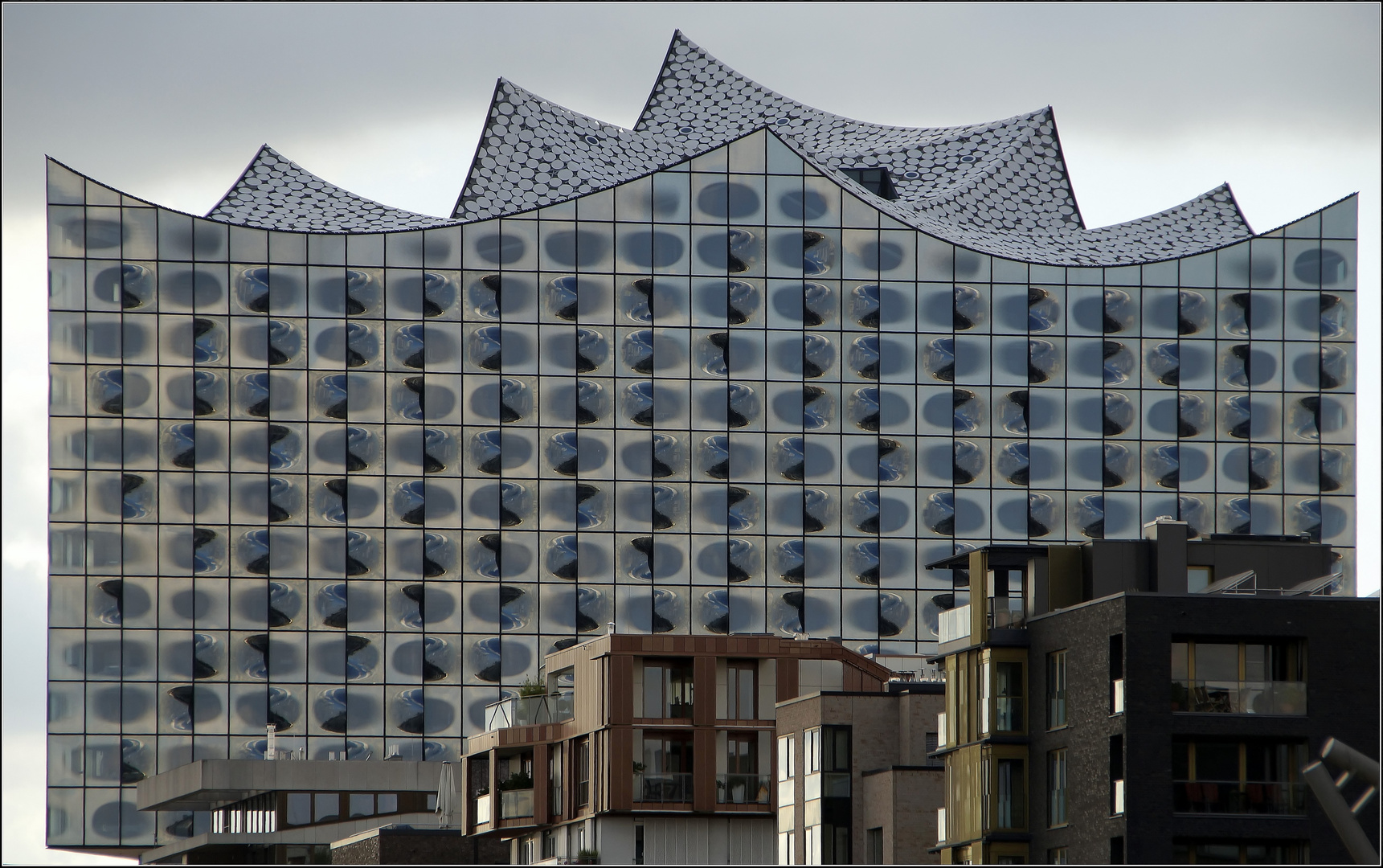 die Elbphilharmonie...