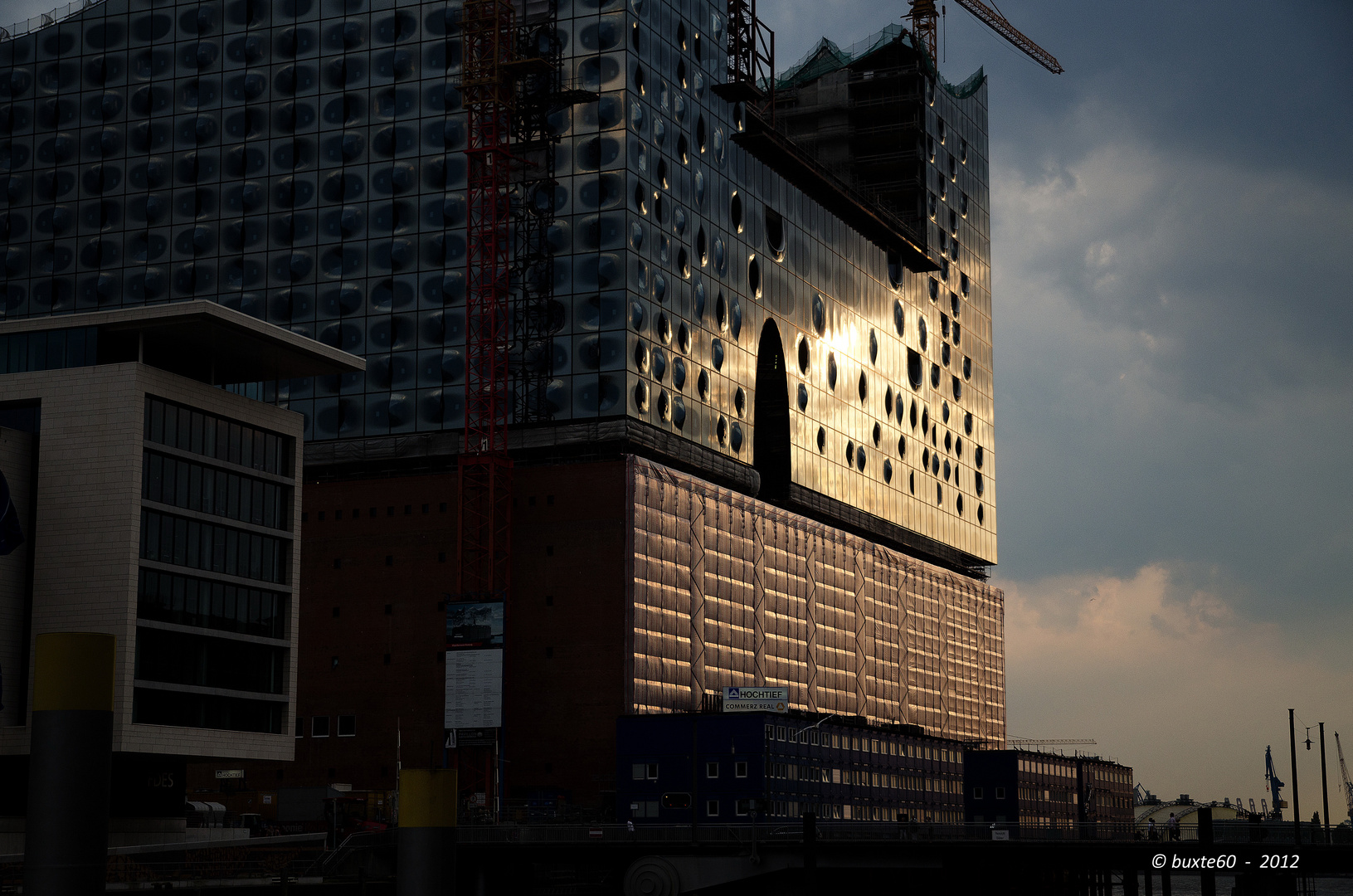 Die Elbphilharmonie - in einem anderem Licht