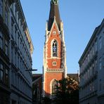 Die Elisabethkirche in der Abendsonne