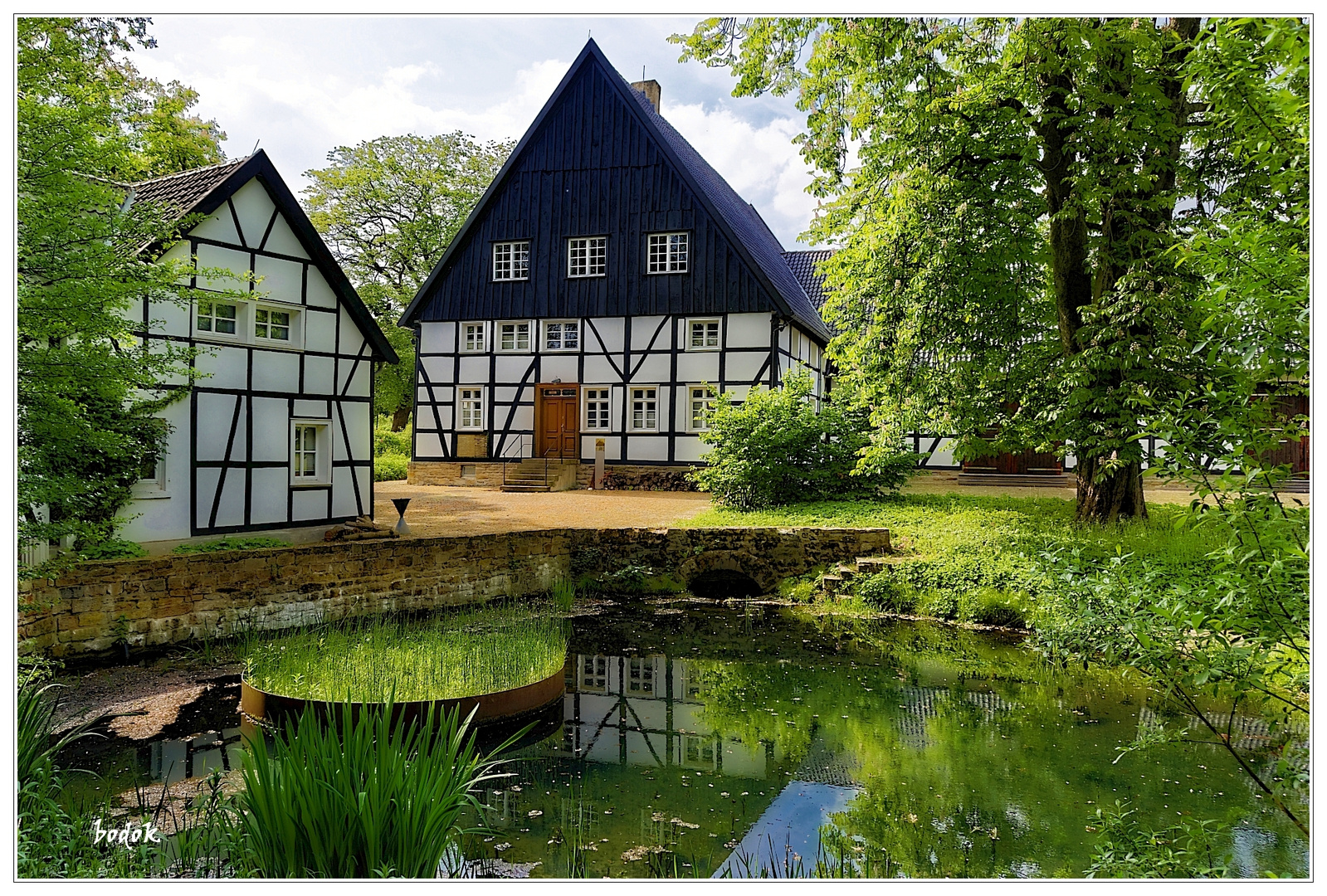 Die Emscherquelle am Emscherquellhof in Holzwickede