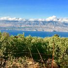 die Erde das Meer die Berge und der Himmel mit all seinen Wolken