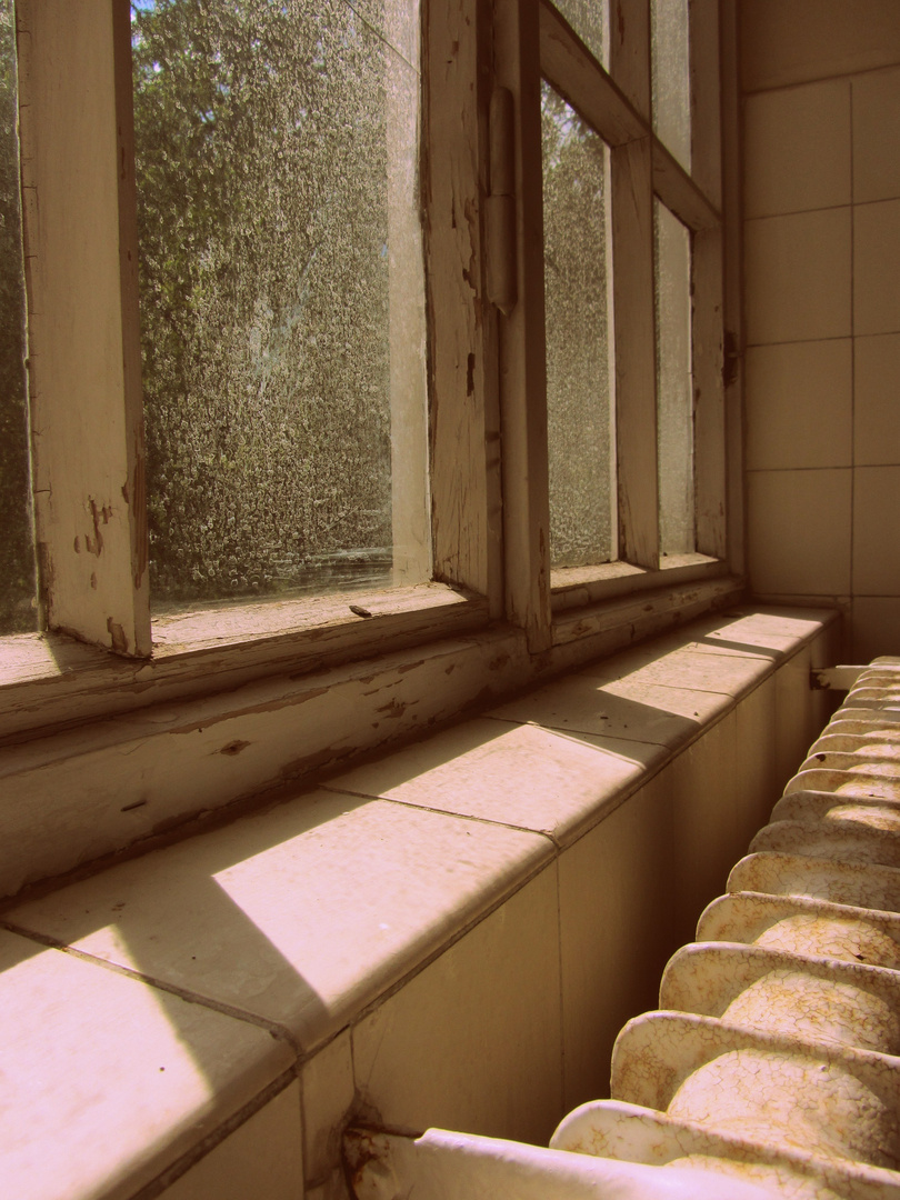 Die Erinnerung ist ein Fenster.. Foto &amp; Bild stillleben