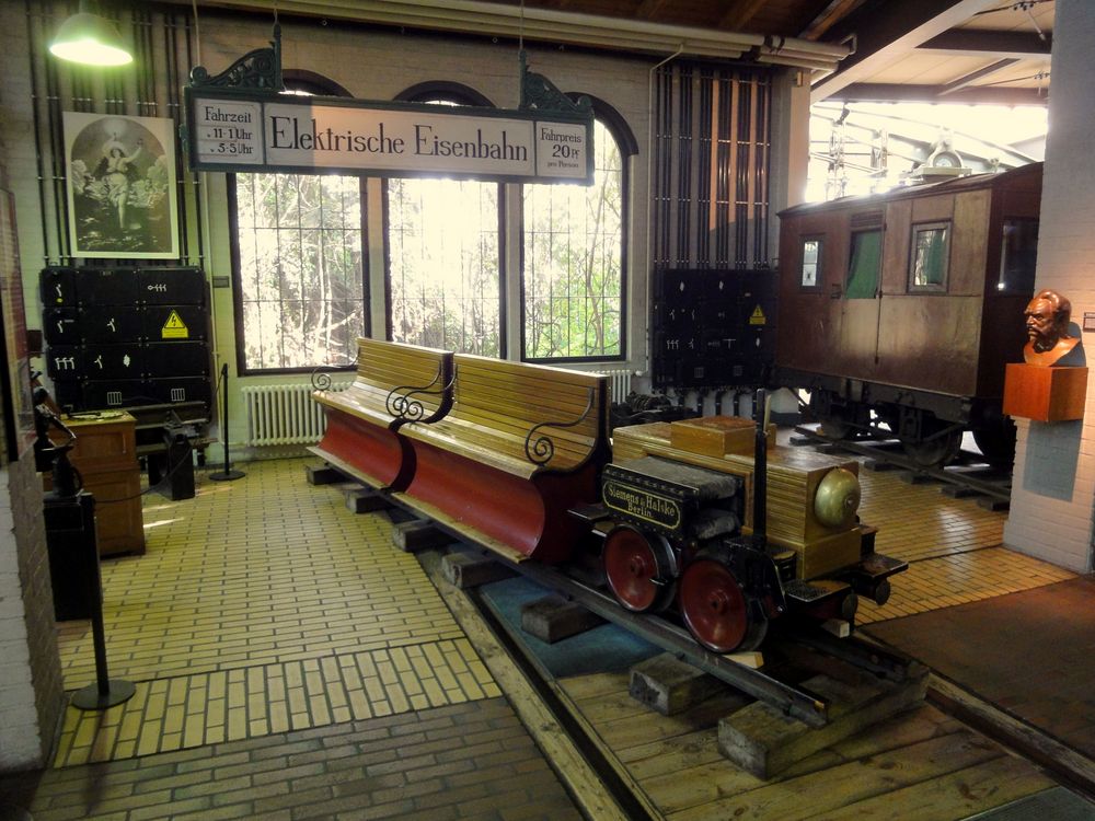 Die erste elektrische Eisenbahn Foto & Bild | historische eisenbahnen