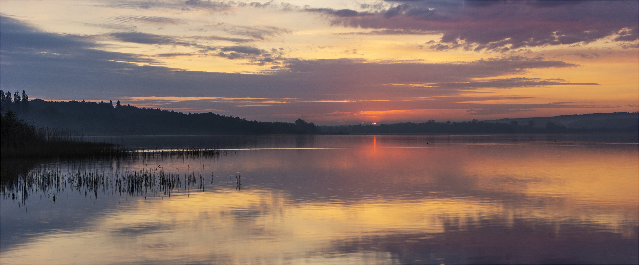 … Die Ersten erleben den Sonnenaufgang auf dem See…